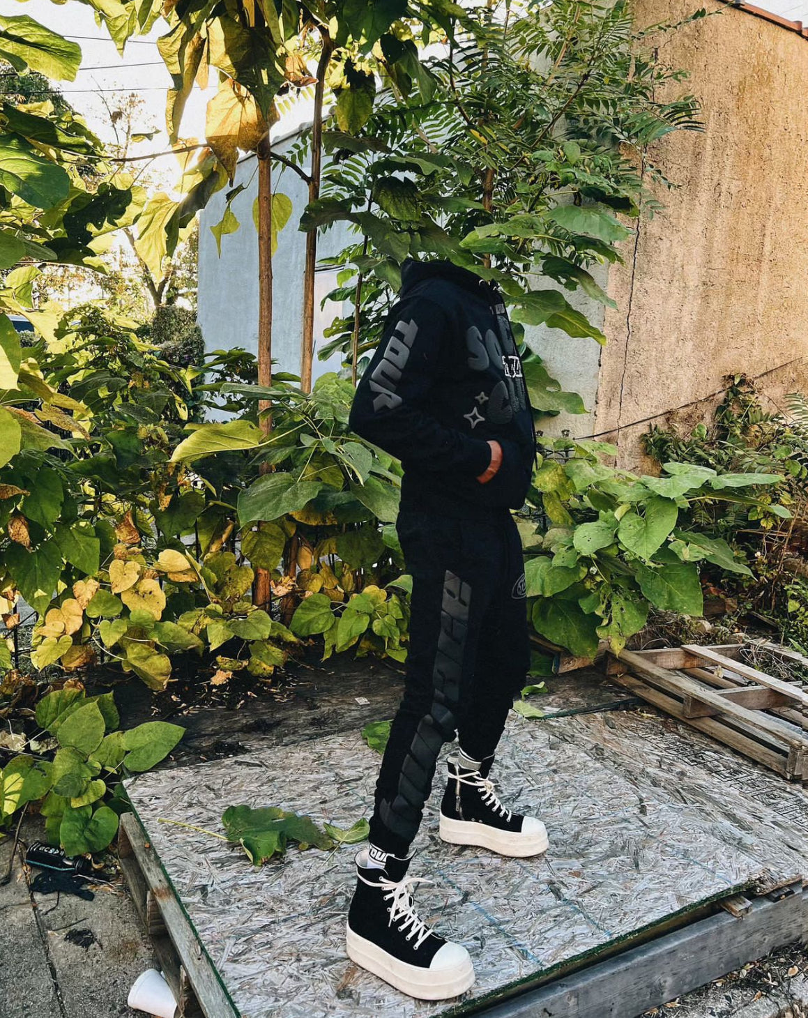 TOUR [ BLAQUE ] FULL SUIT TOURIST